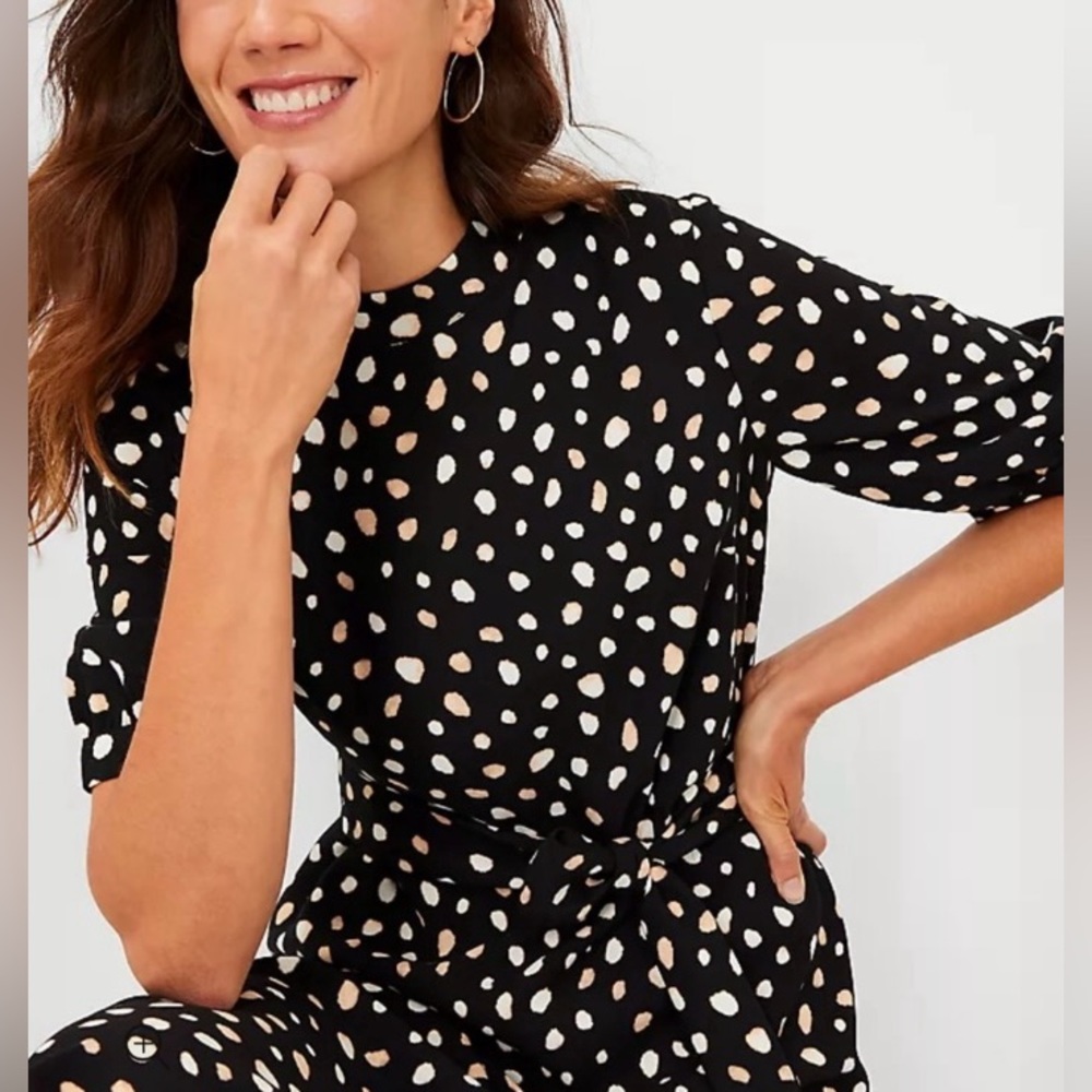 Ann Taylor Women’s Spotted Mock Neck Midi Dress black short sleeve size 4 - Picture 3 of 4